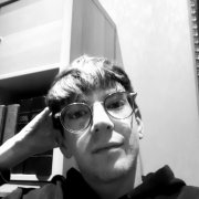 portrait de Titouan.10 Homme de 20 ans