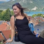 portrait de Elarune Femme de 33 ans