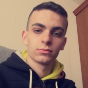 portrait de Dylan14 Homme de 22 ans