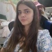 portrait de Hifalna Femme de 32 ans