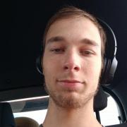portrait de Lulubresch Homme de 21 ans
