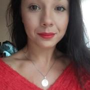 portrait de Elvire.llona Femme de 36 ans
