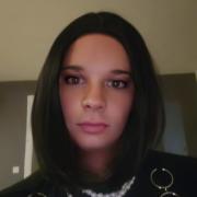 portrait de Feriel Femme trans de 32 ans