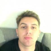 portrait de lilian.3301 Homme de 24 ans