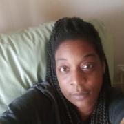portrait de Jayne 14 Femme de 27 ans