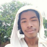 portrait de Nahyane Homme de 19 ans