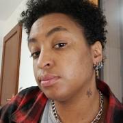 portrait de AinzHecAm Femme de 38 ans