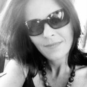 portrait de Karactere Femme de 41 ans