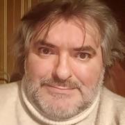 portrait de Gayorson Homme de 56 ans