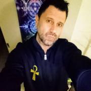 portrait de Angali Homme de 41 ans