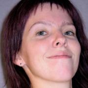 portrait de Eminuit Femme de 30 ans