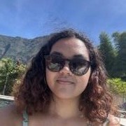 portrait de Eva E Femme de 23 ans