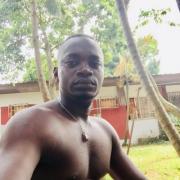 portrait de Danoisda33 Homme de 34 ans