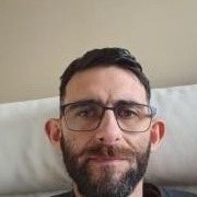 portrait de Serieux11 Homme de 39 ans