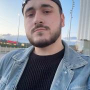 portrait de UnRomain Homme de 26 ans