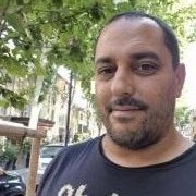 portrait de Adrale Homme de 44 ans