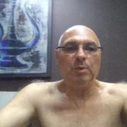 portrait de Philippee Homme de 61 ans