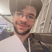 portrait de Nitnelav Homme de 25 ans