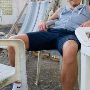 portrait de Dorable Homme de 47 ans